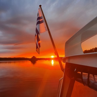 1. sija Yövesi
Kuvaaja Hannu Santala