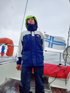 Sateen sattuessa purjehdimme sateessa