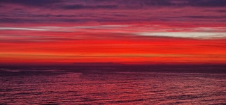 Red night at sky, sailor´s delight
Lauri Pulkkinen