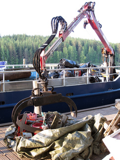 Roope kävi hakemassa talkoiden aikaansaannoksen pois kesäkuun alussa. Kuva Pia Santala